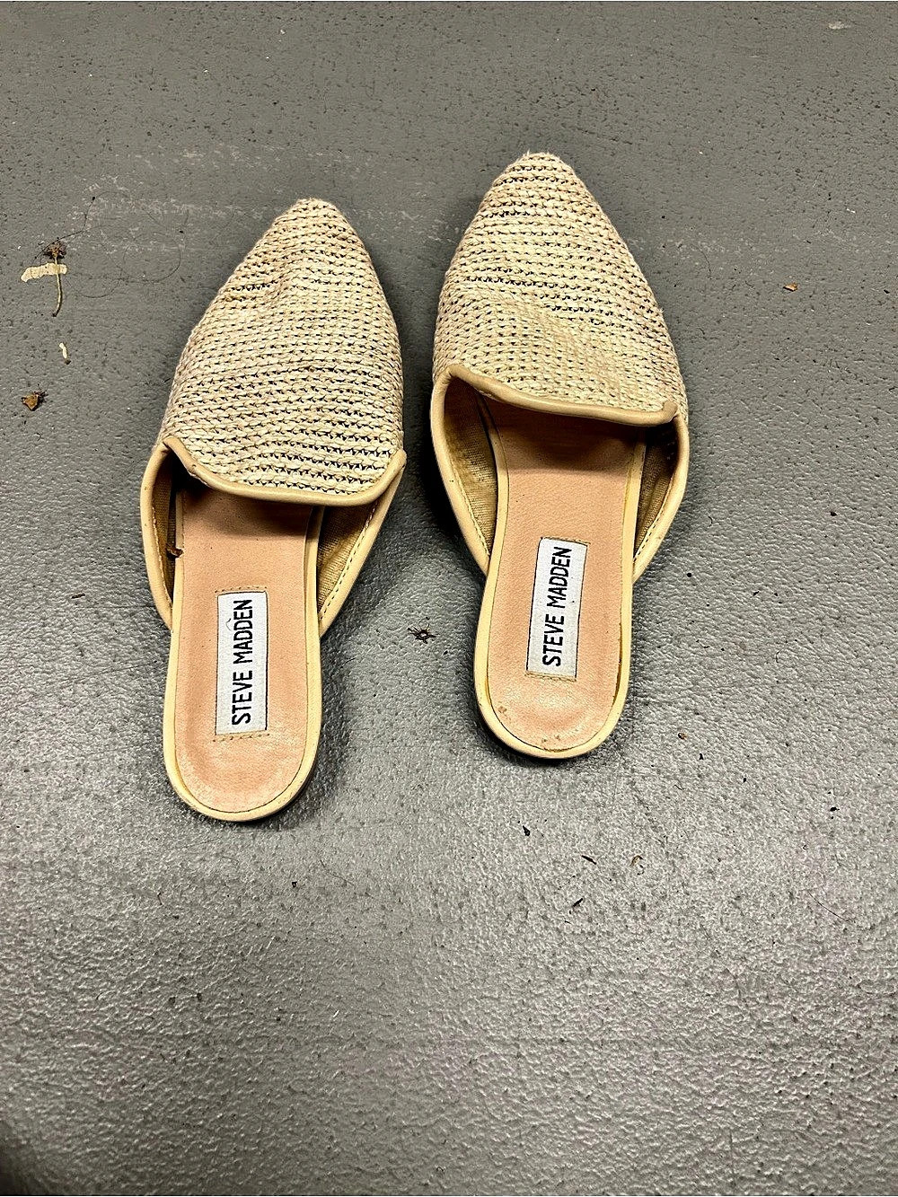 Steve Madden Birdee Raffia Mule Woven Pointed-Toe Beige Mules
